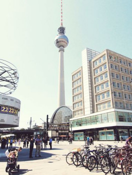 Розовые очки для Берлина