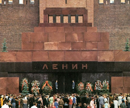 Тайны Кремлевского некрополя и Мавзолея Ленина
