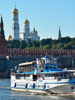 Прогулка на теплоходе от «Москва-Сити» до парка «Зарядье»